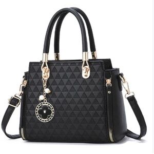 Women’s Black Structured Handbag with Shoulder Strap| Elegant and Versatile